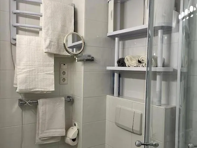 Sophie Mit Hallenbad Und Sauna By Monicare Apartament Seefeld w Tirolu