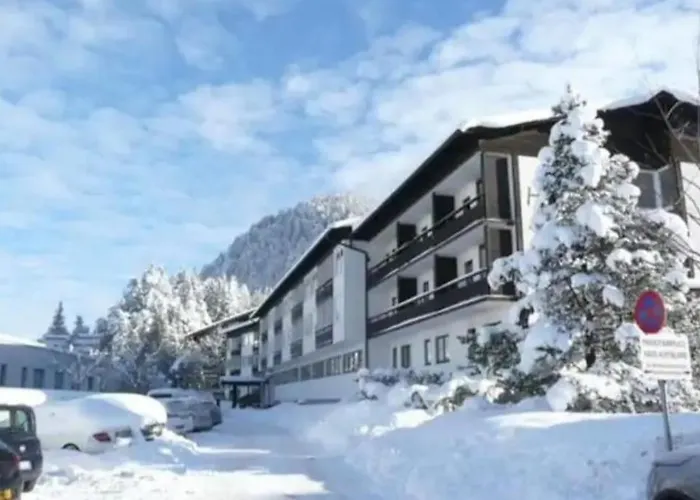 Sophie Mit Hallenbad Und Sauna By Monicare