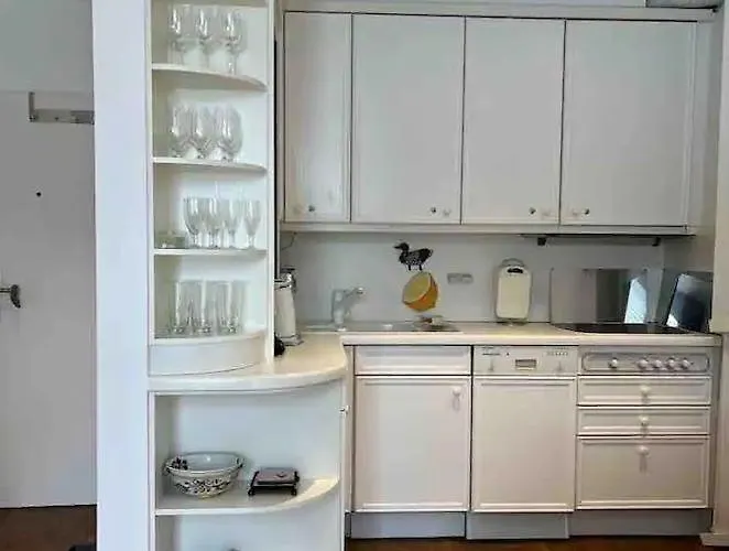 Sophie Mit Hallenbad Und Sauna By Monicare Seefeld in Tirol